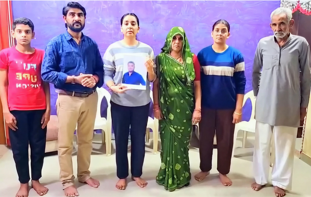 আমিরাত প্রবাসী বাবাকে খুঁজে পেতে ২৫ হাজার দিরহাম পুরষ্কার ঘোষণা দুবাইয়ের ব্যবসায়ী