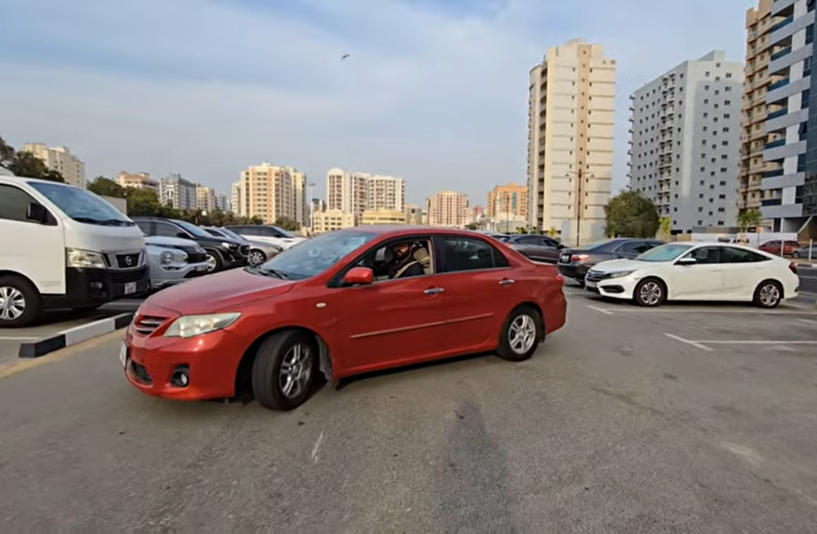 জাতীয় দিবস উপলক্ষে দুবাইয়ে ৩ দিনের পাবলিক পার্কিং ফ্রী