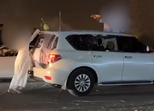 জাতীয় দিবস উদযাপনের সময় বেপরোয়া গাড়ি চালিয়ে দুবাই পুলিশের জালে ৪৯টি গাড়ি ও ২৫টি মোটরবাইক