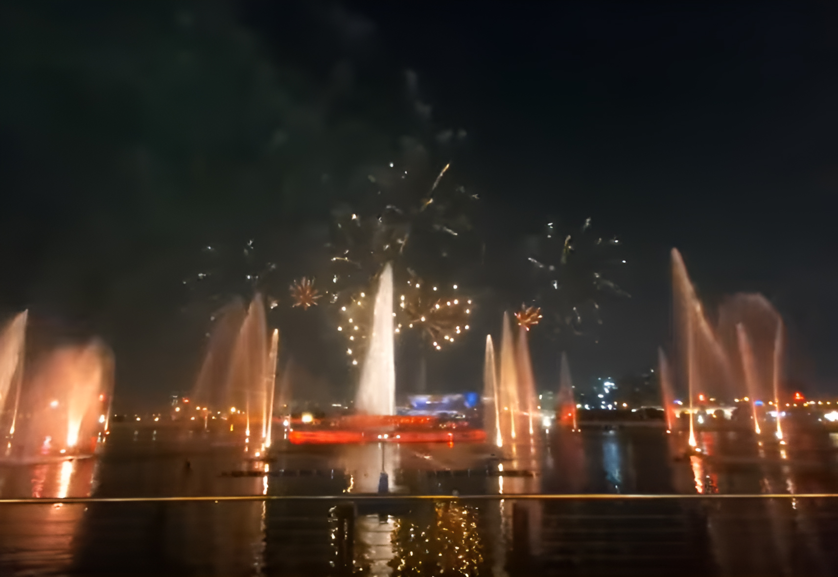 দুবাইয়ে শুক্রবার থেকে শুরু হচ্ছে আতশবাজি, চলবে ৩৮ দিন