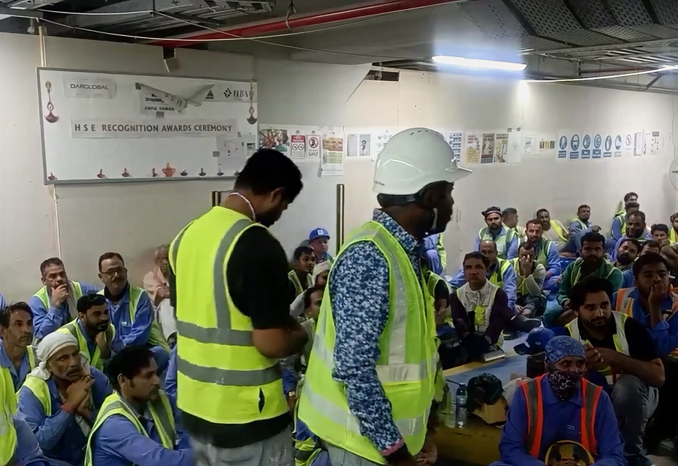 আমিরাতে ২০২৫ সালে কর্মীরা ১৭ হাজারের বেশি গোপন অভিযোগ দায়ের করেছেন