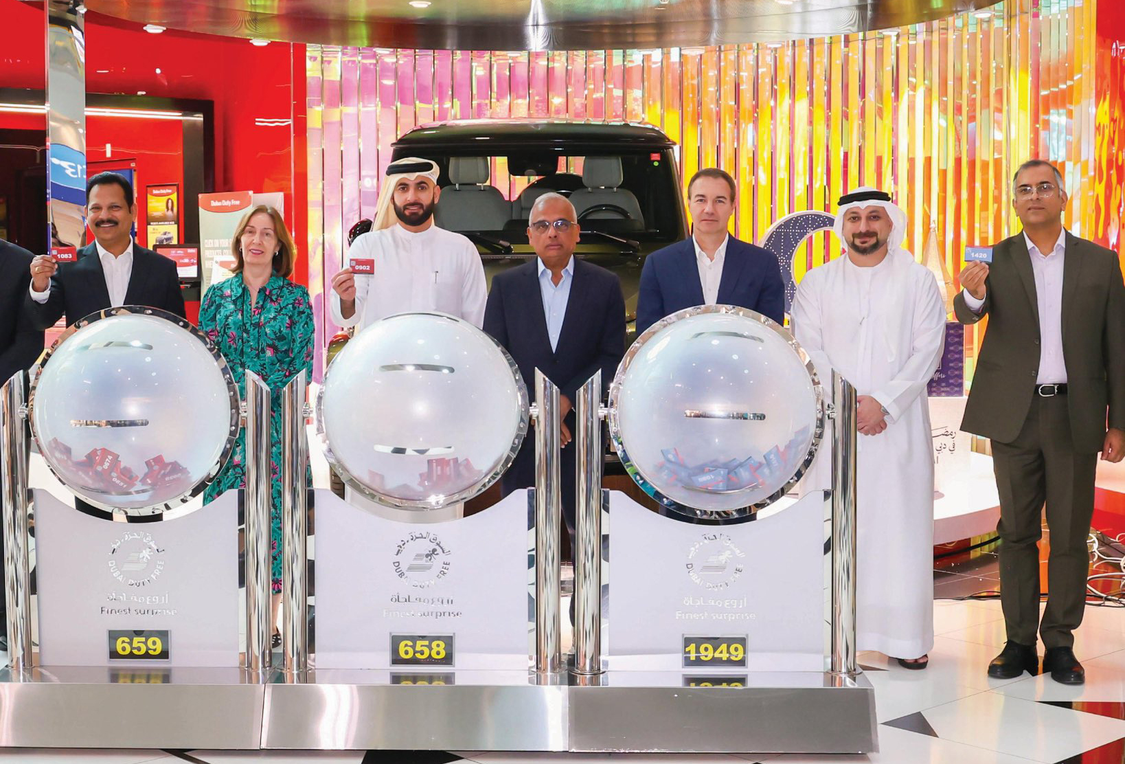 আমিরাতের টাইপিং সেন্টারে কর্মরত এশিয়ান প্রবাসী দুবাই ডিউটি ​​ফ্রি ড্রতে জিতলেন ১ মিলিয়ন ডলার