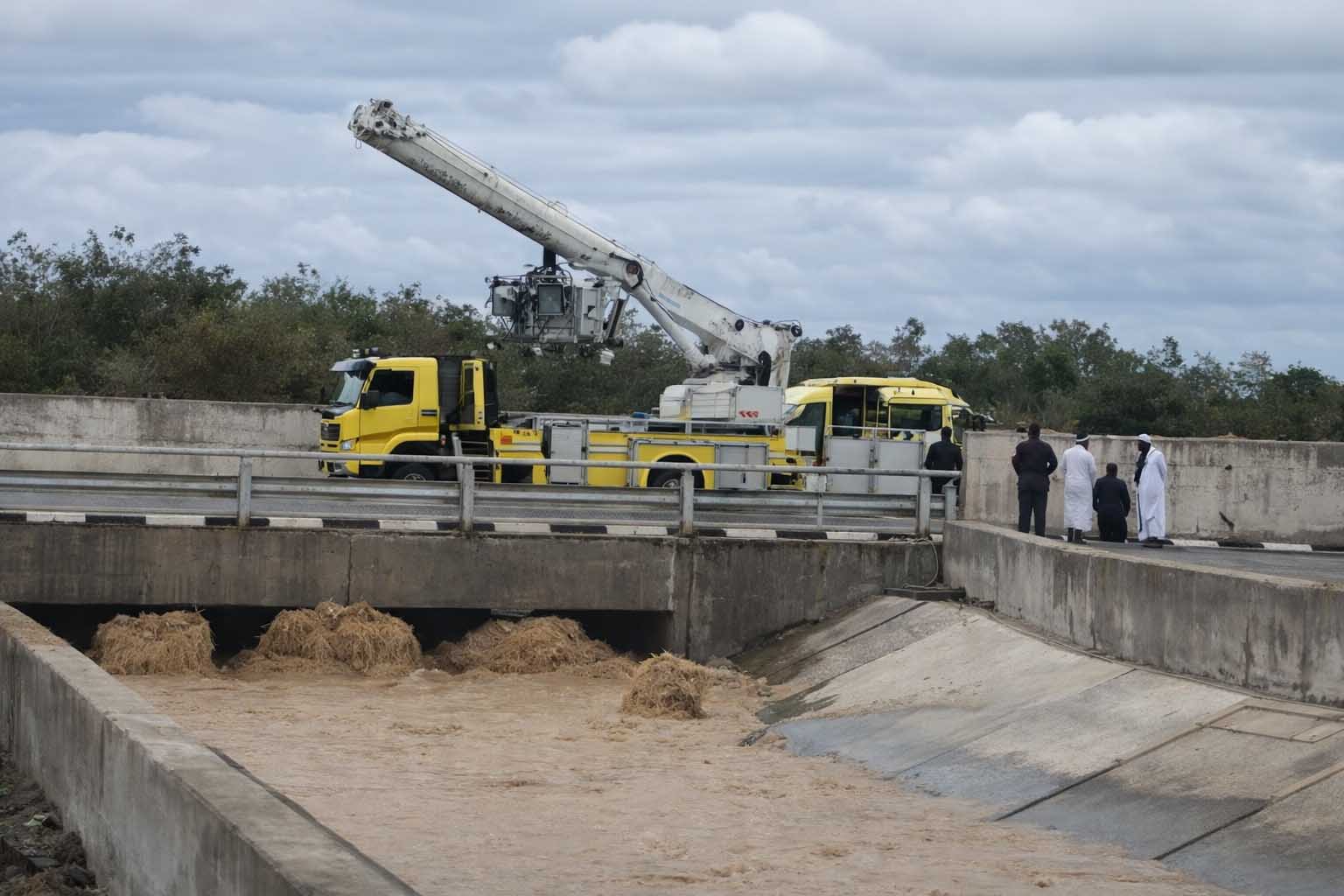 আমিরাতে স্রোতে ভেসে যাওয়া ১৫ বছর বয়সী কিশোরকে উদ্ধার